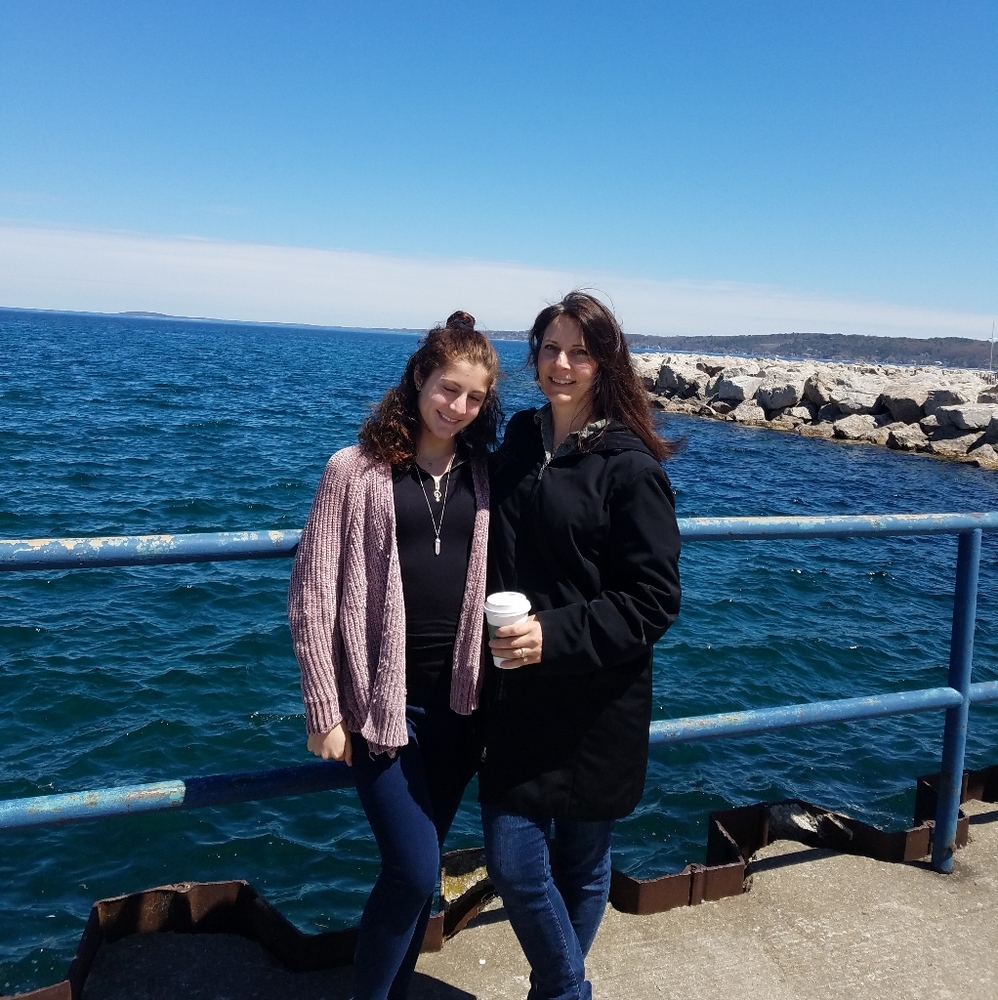 Meet your Posher, Ariana